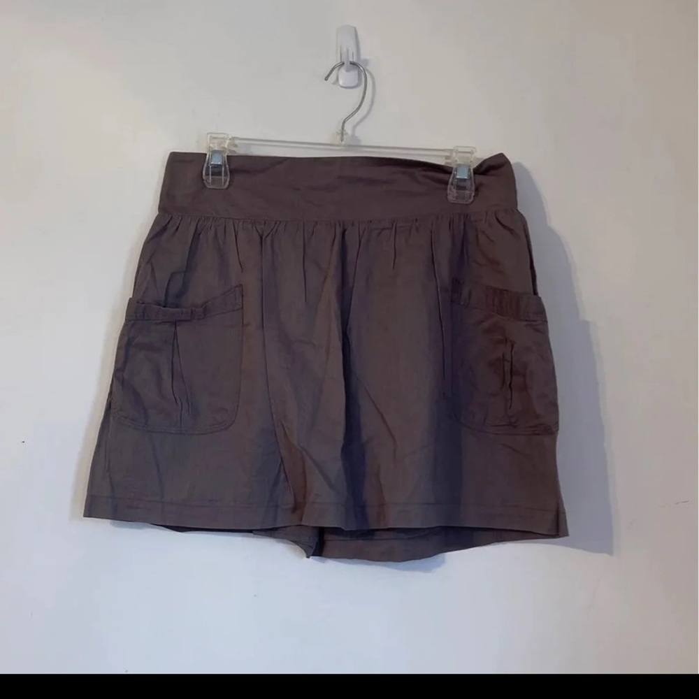 Old Navy Gray Skirt size Medium
